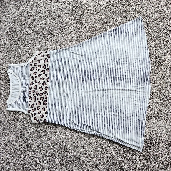 Nwot. Leopard print dress size xlarge - Picture 1 of 5